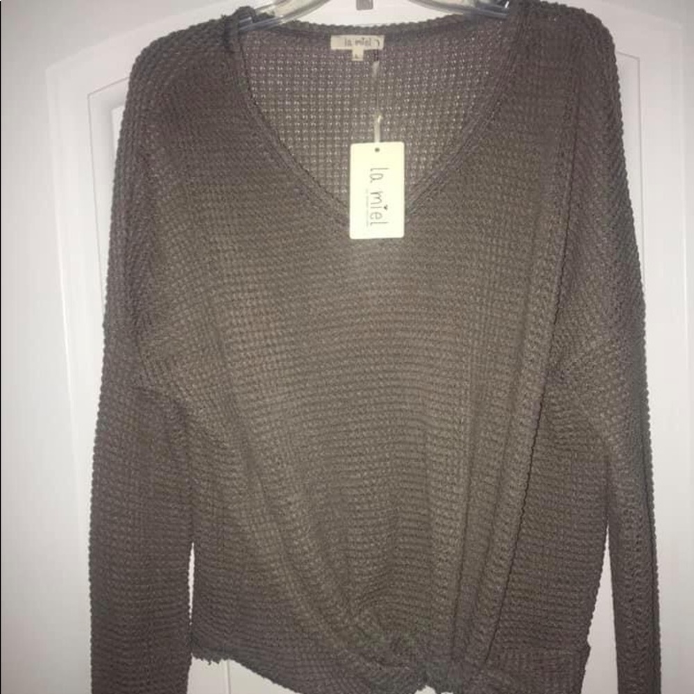 Waffle Knit Shirt with knot front.